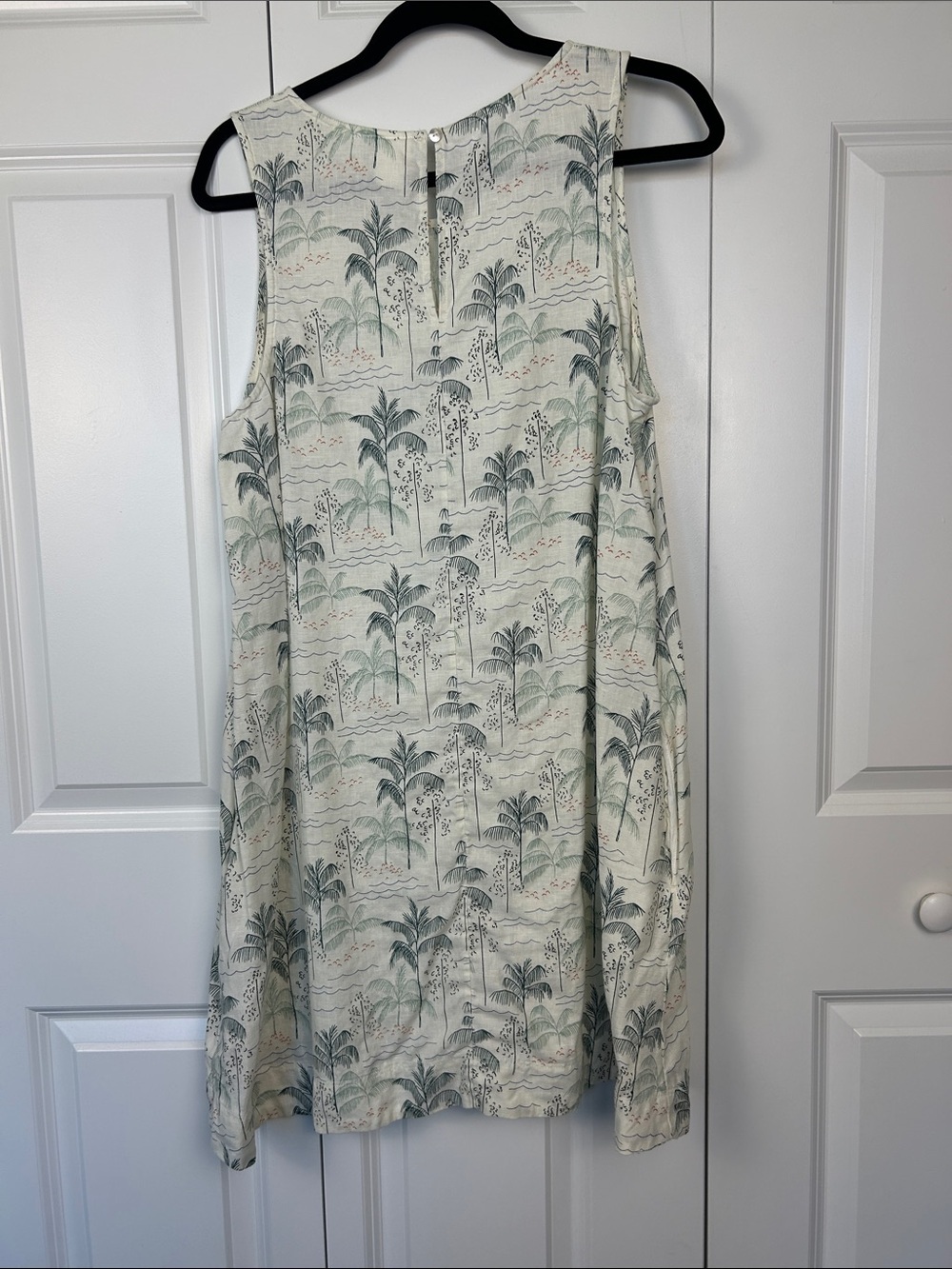 C&C California Cream Palm-Print A-Line Dress - Picture 5 of 6